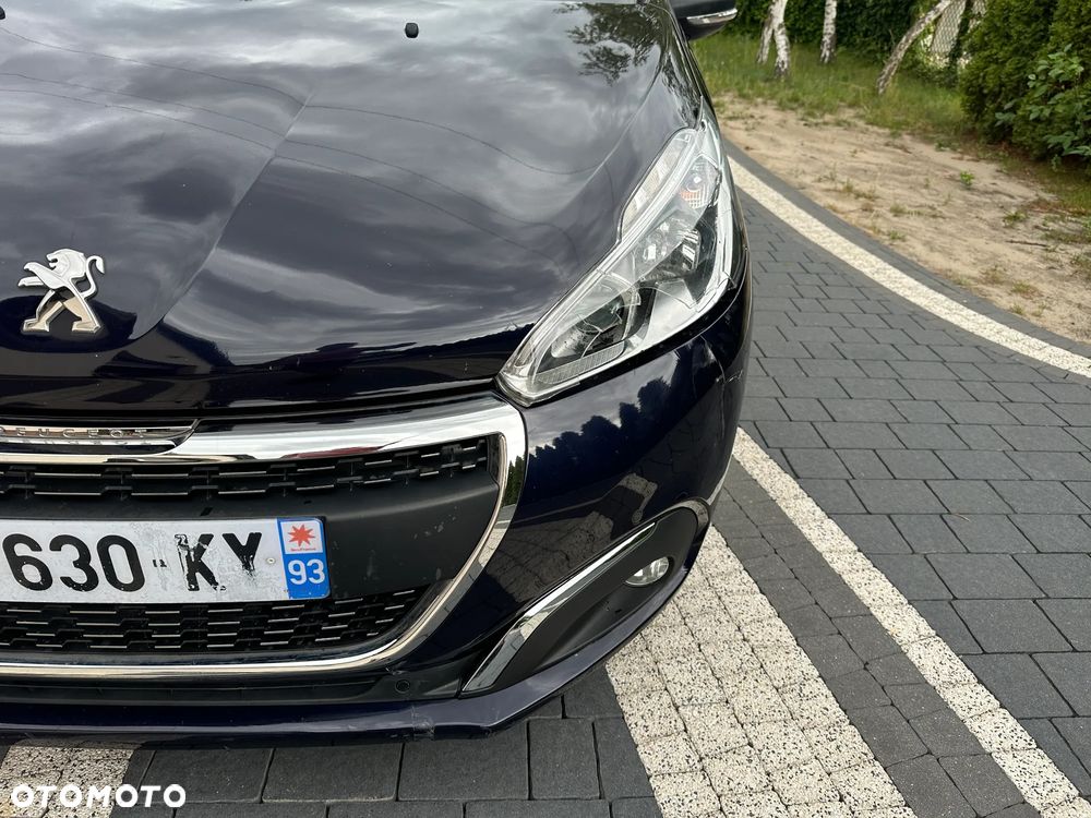 Peugeot 208 PureTech 110 Stop & Start EAT6 Signature - 9