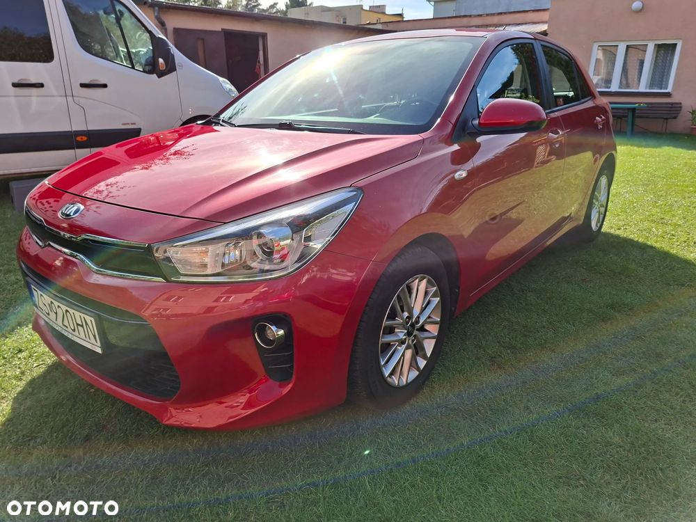 Kia Rio - 1
