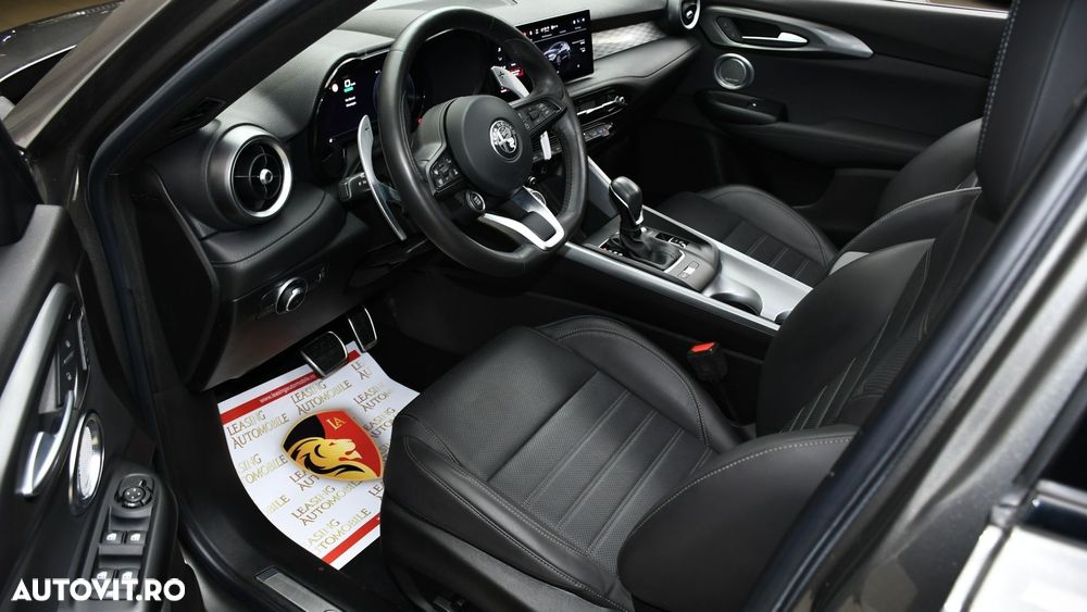 Alfa Romeo Tonale 1.5 VGT Hybrid Veloce - 11