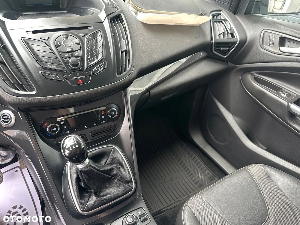 Ford Kuga - 23