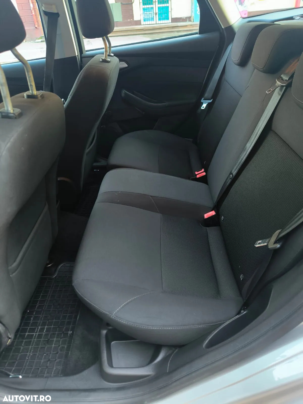 Ford Focus 1.5 TDCi Powershift Titanium - 17