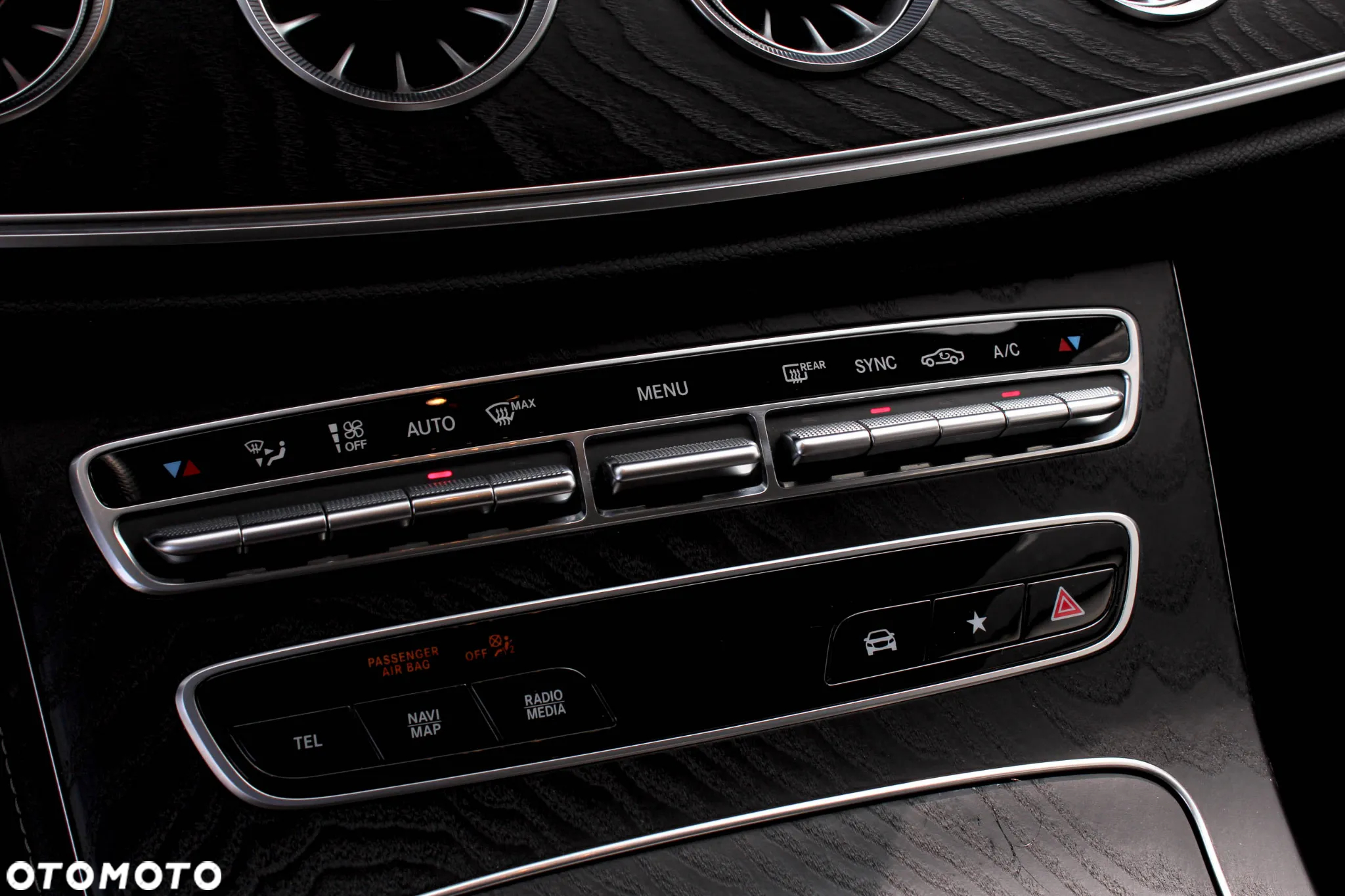 Mercedes-Benz Klasa E 400 d Coupe 4-Matic AMG - 19