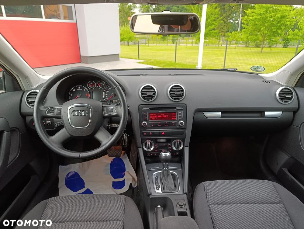 Audi A3 Sportback 1.6 TDI S tronic Attraction - 37