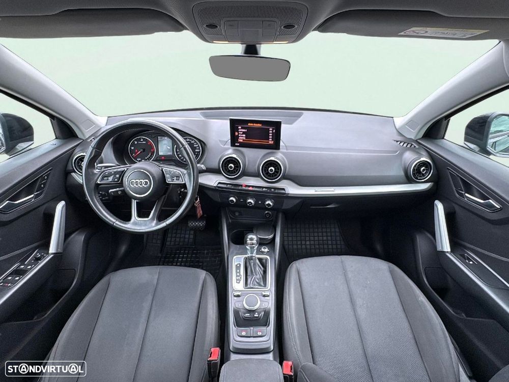 Audi Q2 30 TDI S tronic - 13