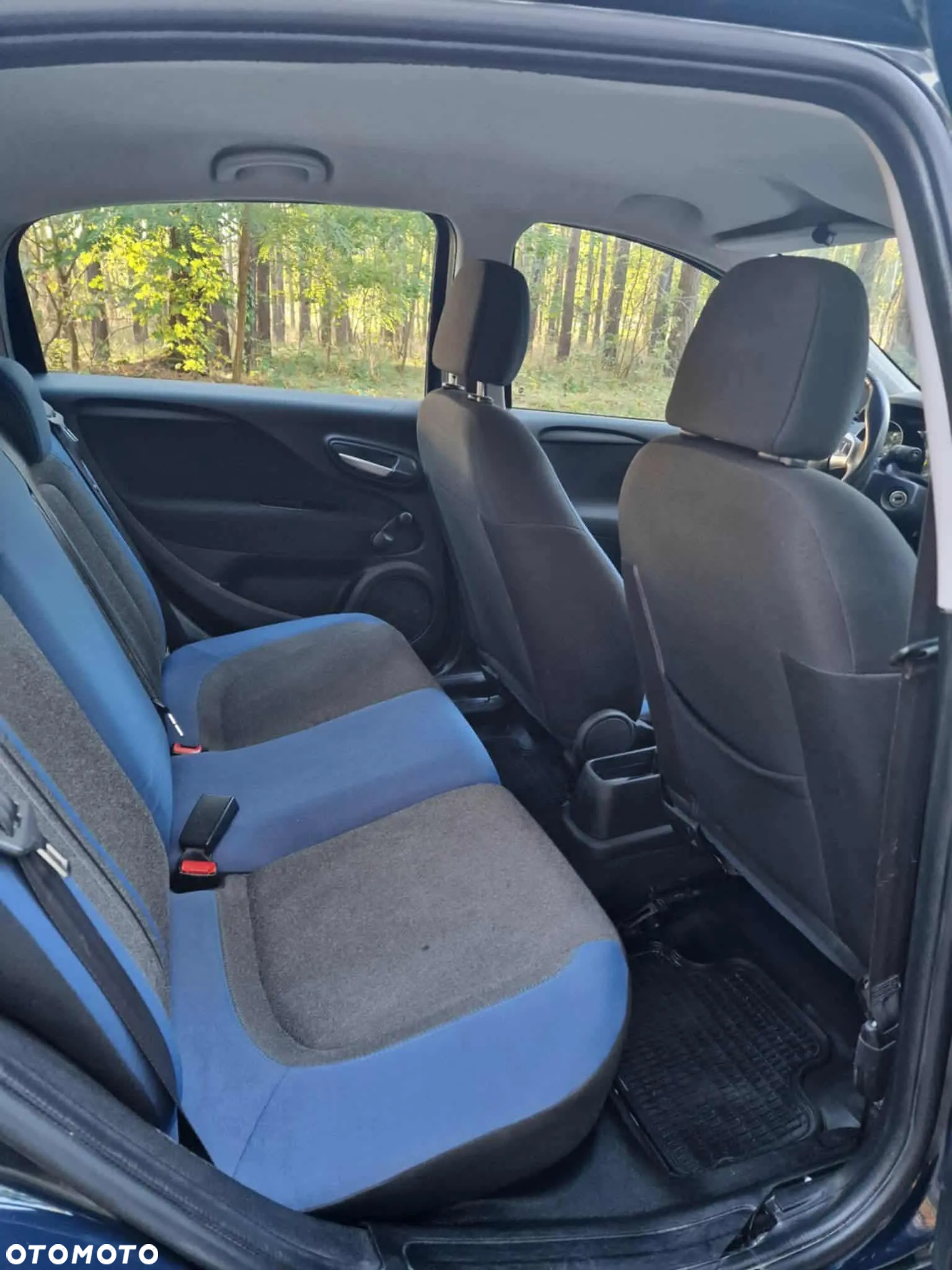 Fiat Punto 1.4 Easy S&S - 12