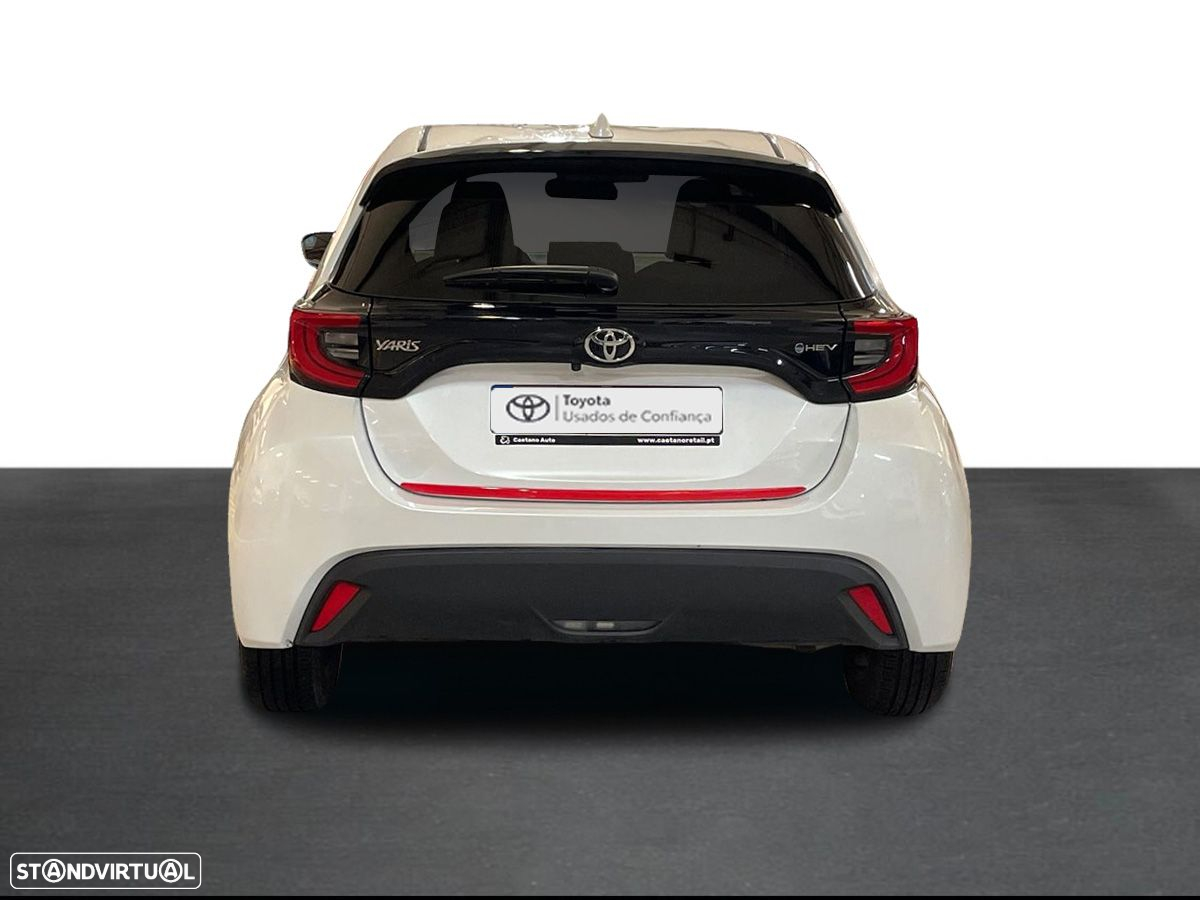 Toyota Yaris - 4