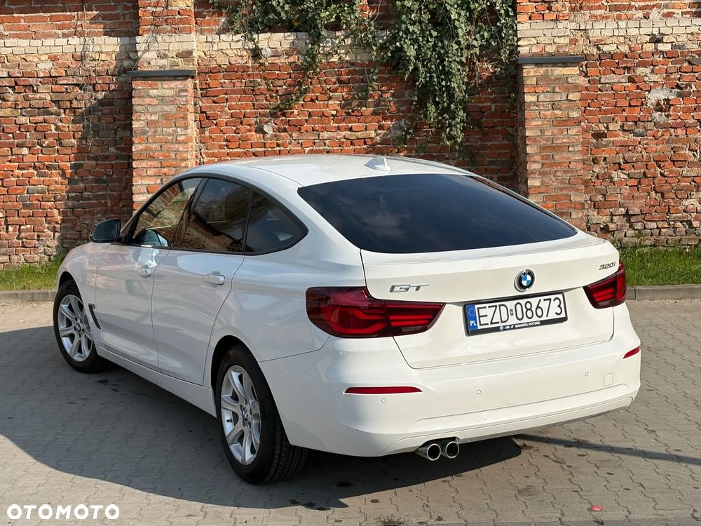 BMW 3GT 320i Advantage sport - 9