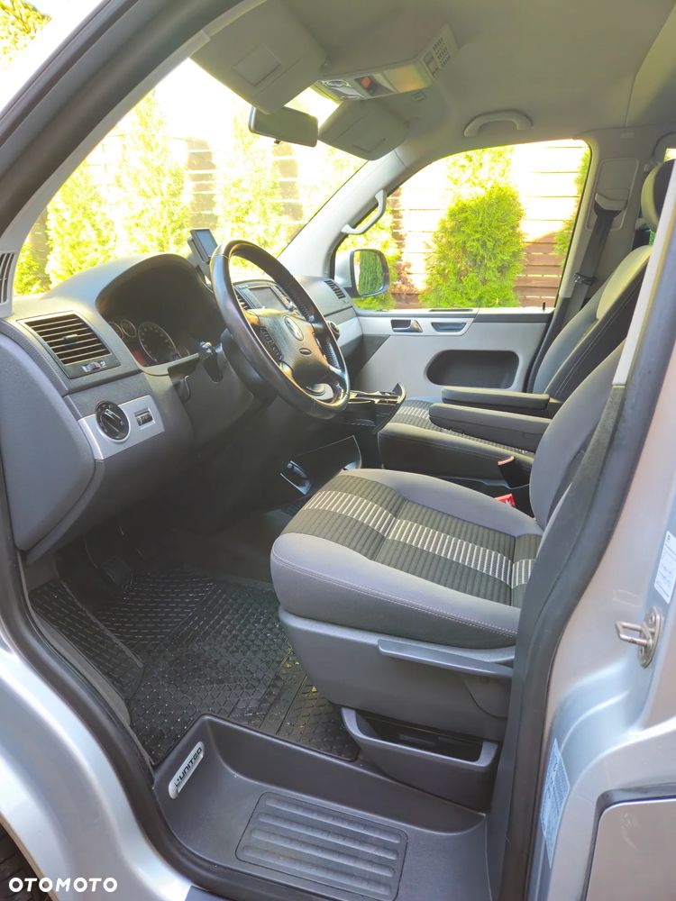 Volkswagen Multivan - 9