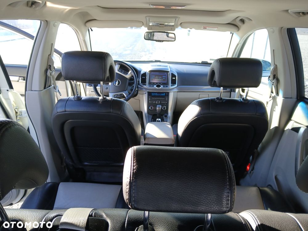 Chevrolet Captiva 2.2 D LTZ - 11
