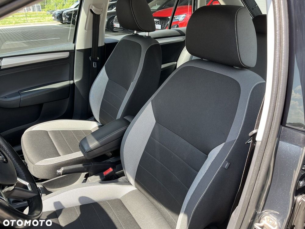 Skoda RAPID 1.0 TSI Ambition - 12