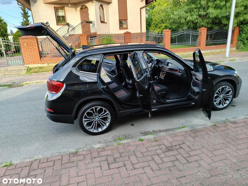 BMW X1 sDrive16d Sport Line - 13