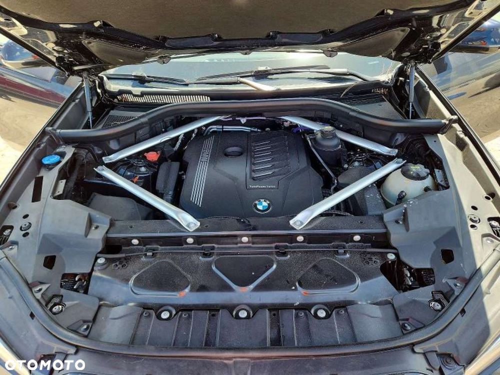 BMW X6 - 11