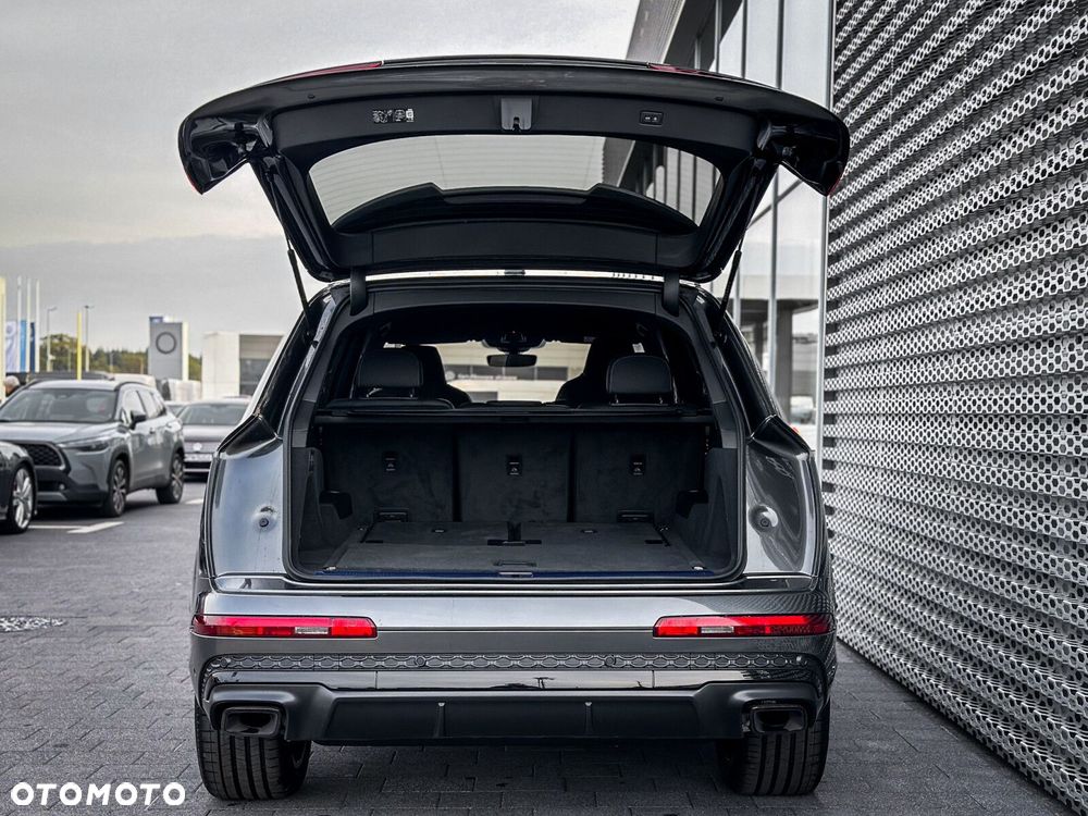 Audi Q7 - 7