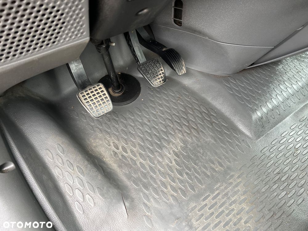 Iveco Daily 35C15 - 36