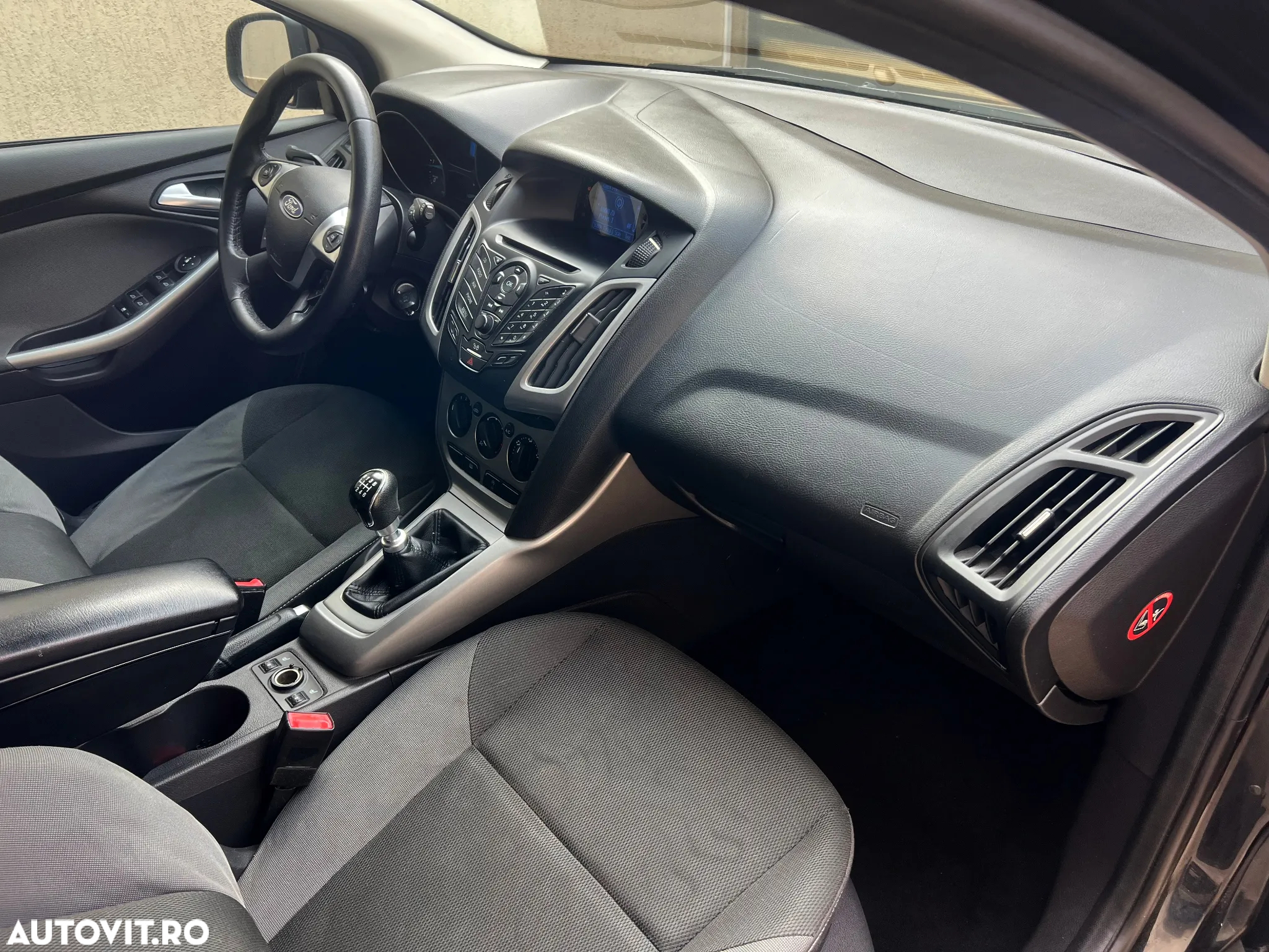 Ford Focus 1.6 TDCi ECOnetic 88g Start-Stopp-System Trend - 13
