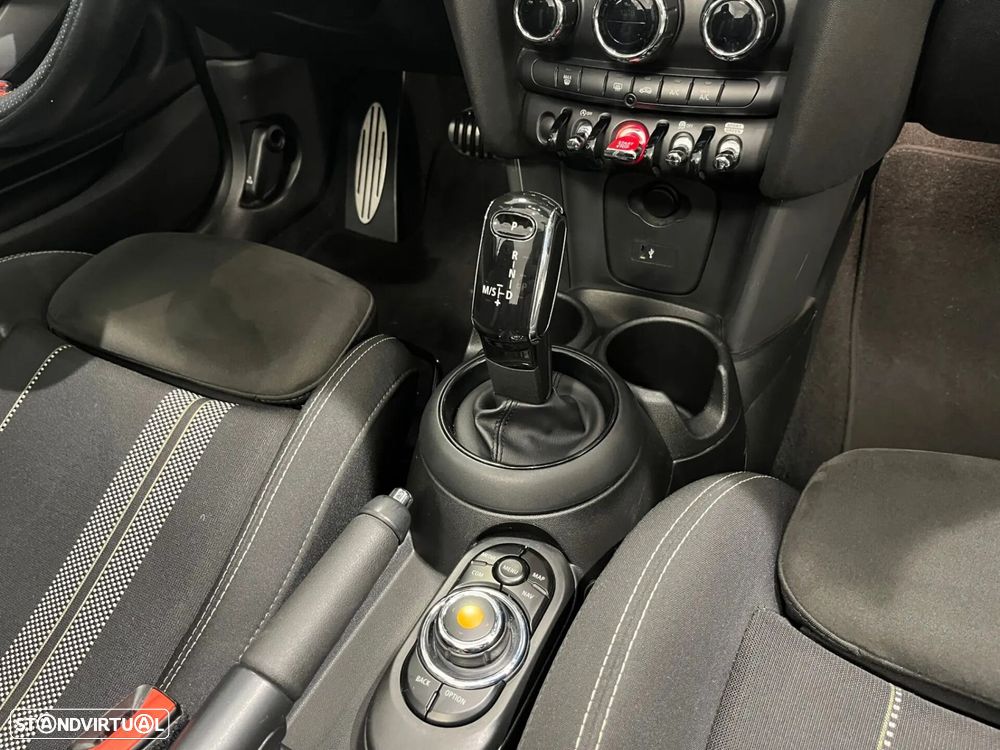 MINI Cabrio Cooper Premium Extra JCW Auto - 10