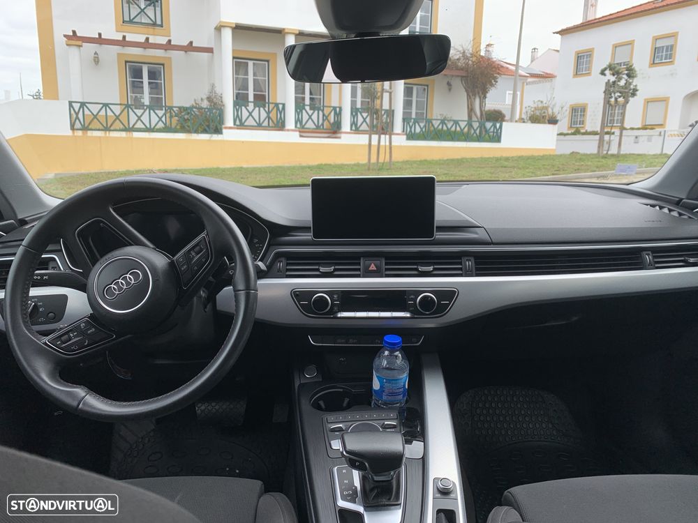 Audi A4 - 8