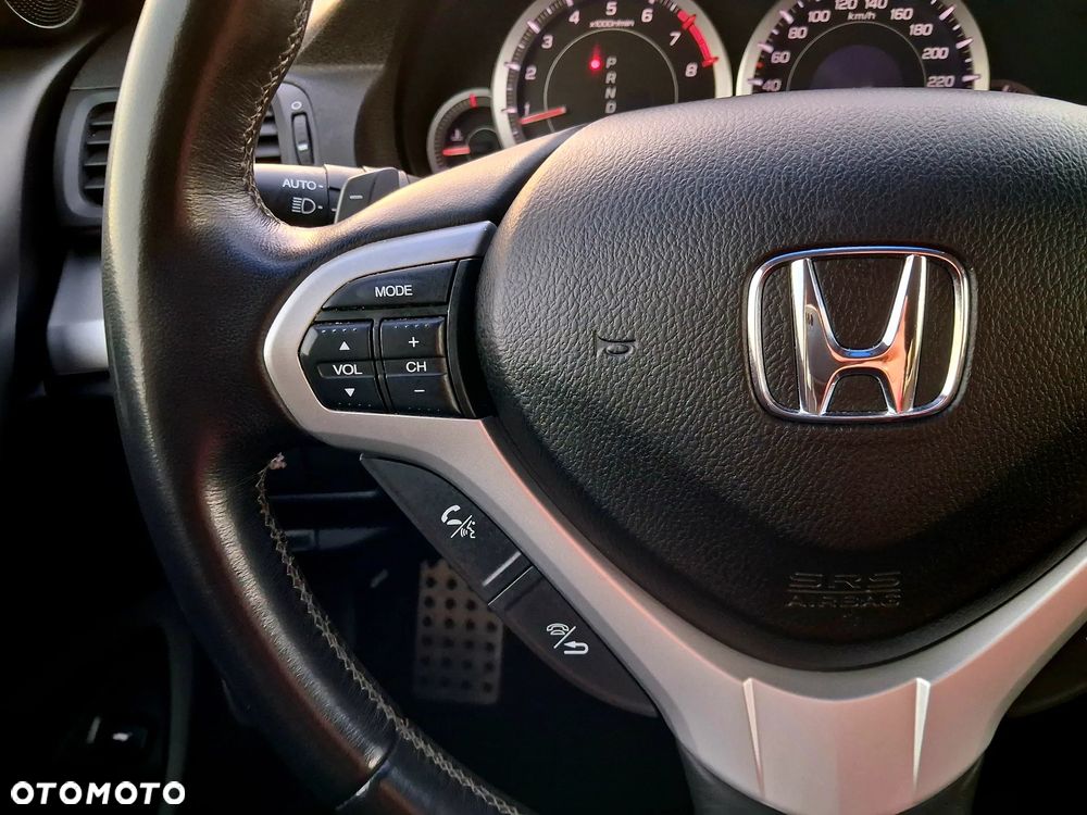 Honda Accord 2.0 Executive - 24