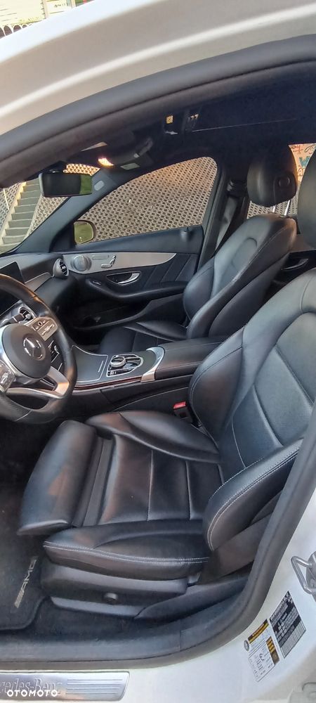 Mercedes-Benz Klasa C 300 T 9G-TRONIC AMG Line - 15