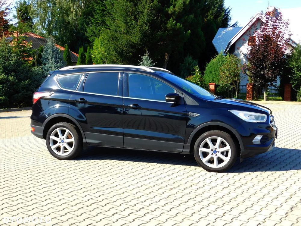 Ford Kuga - 12