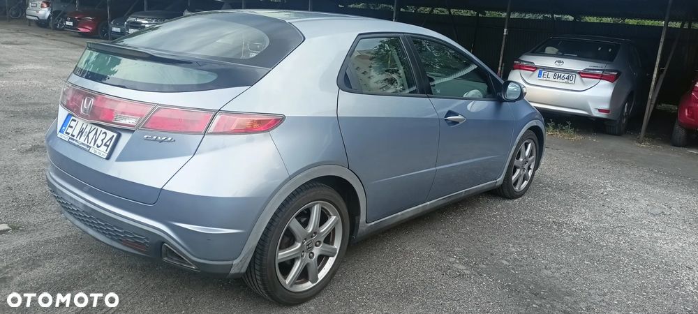 Honda Civic 1.8 Sport - 10