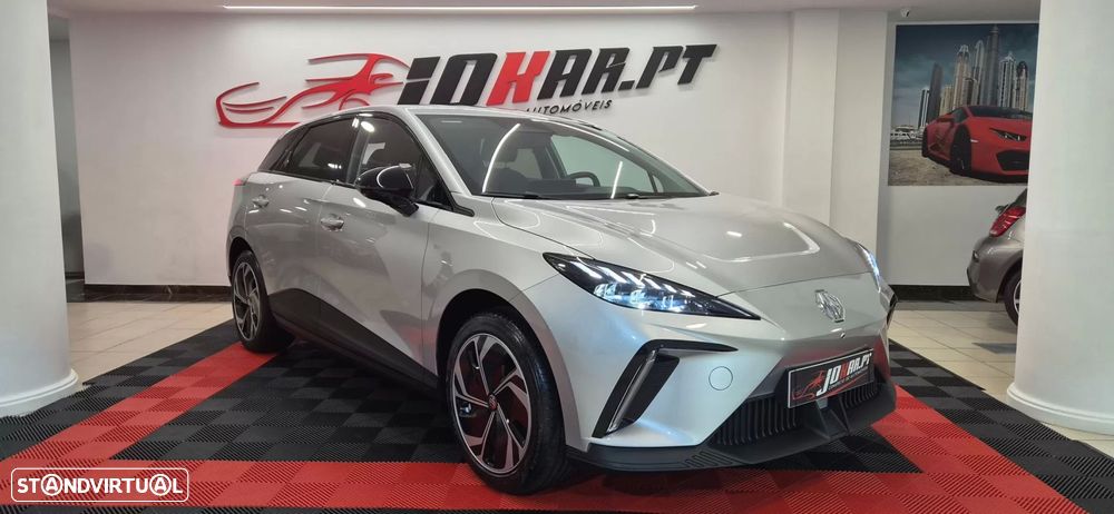 MG MG4 64 kWh Luxury - 2