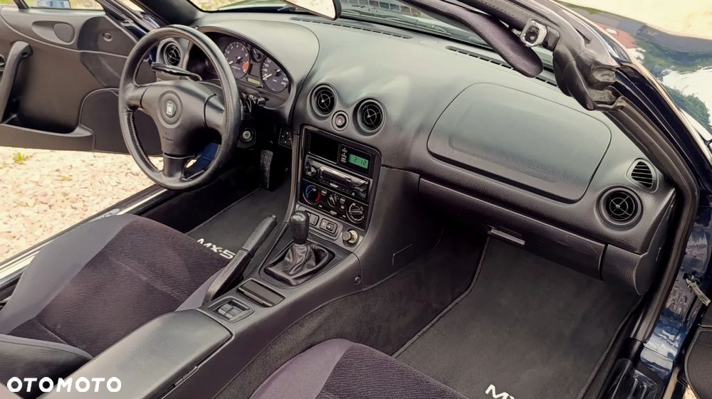 Mazda MX-5 1.6i 16V - 36