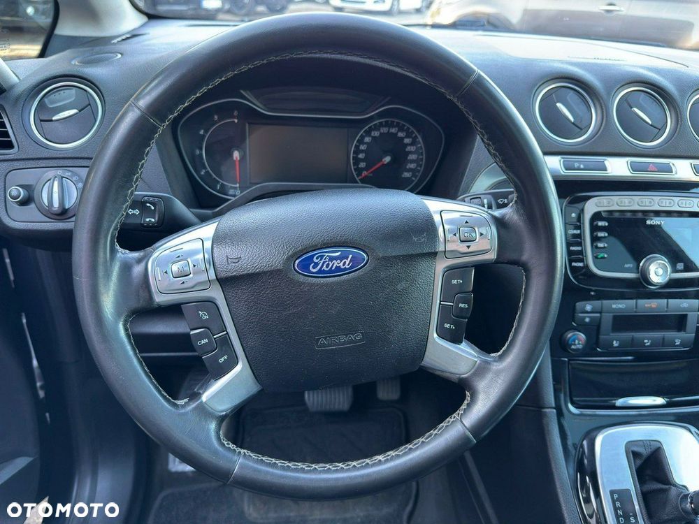 Ford S-Max - 27