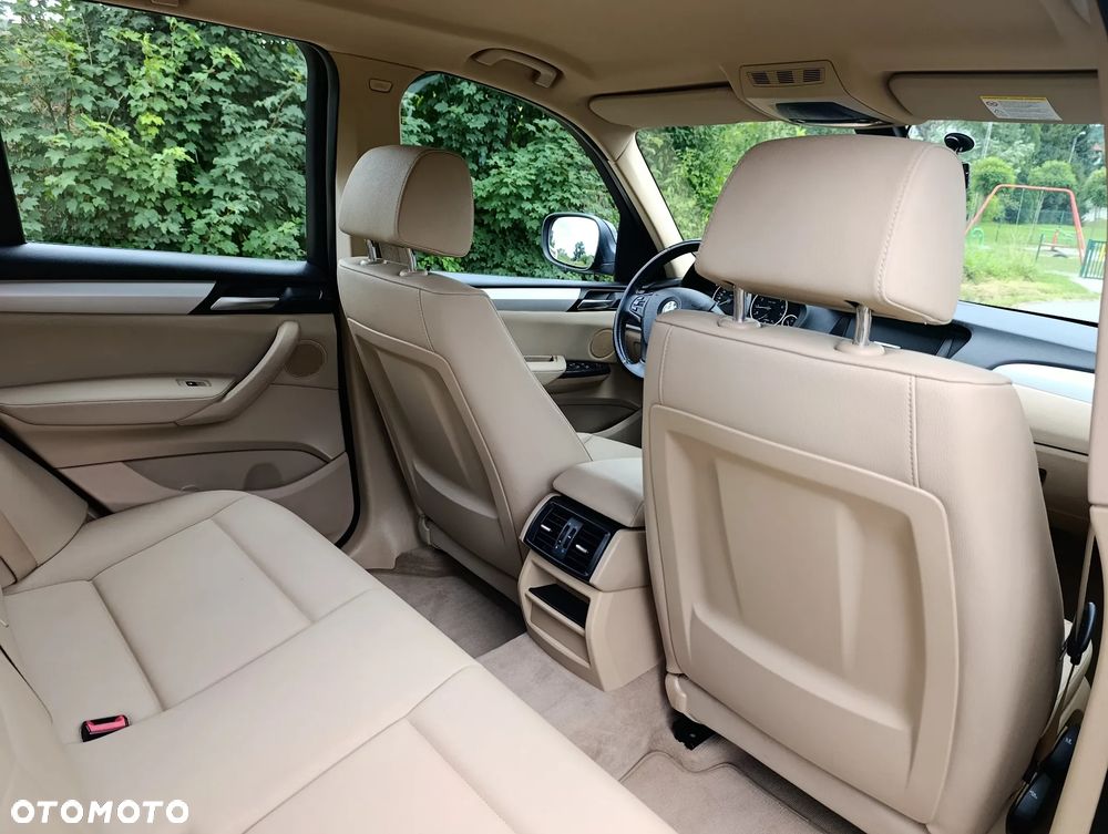 BMW X3 xDrive20i - 18