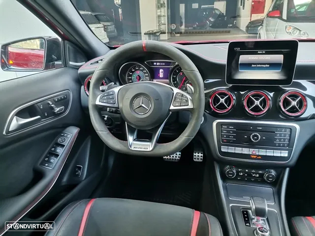 Mercedes-Benz GLA 45 AMG 4Matic Speedshift 7G-DCT - 11