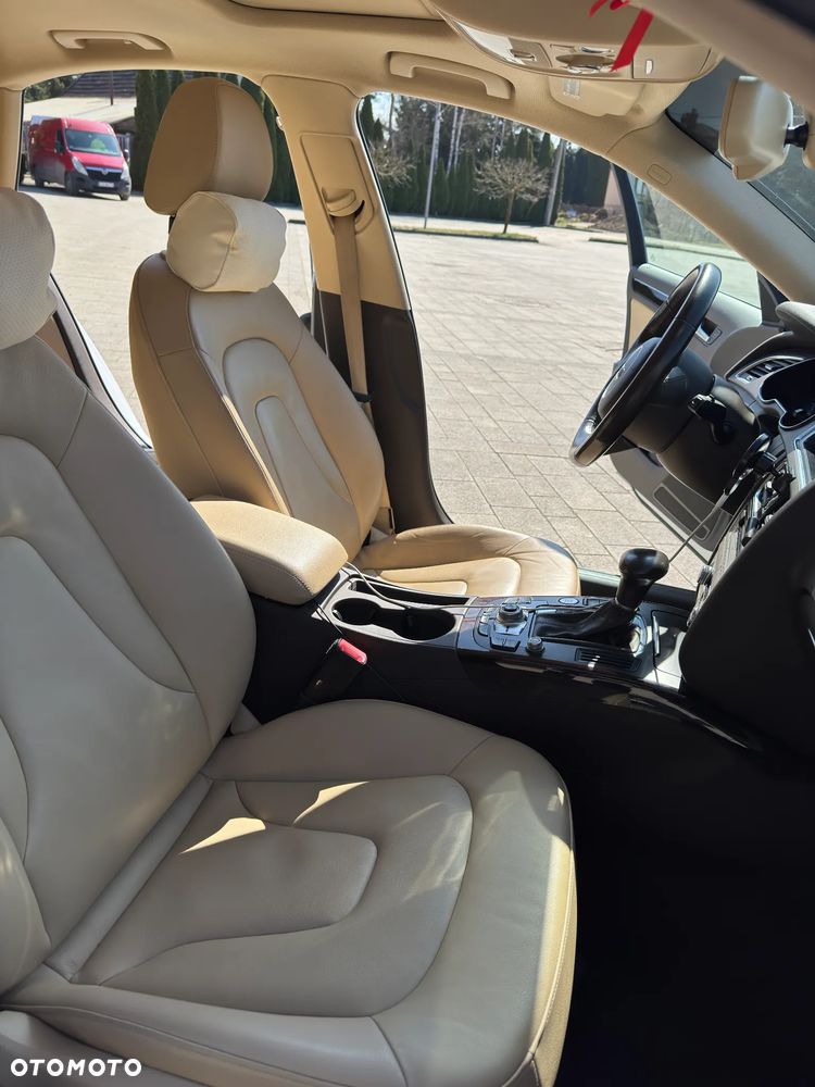 Audi A4 Limousine - 17