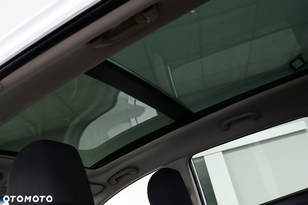 Kia Carens 1.7 CRDi M - 30