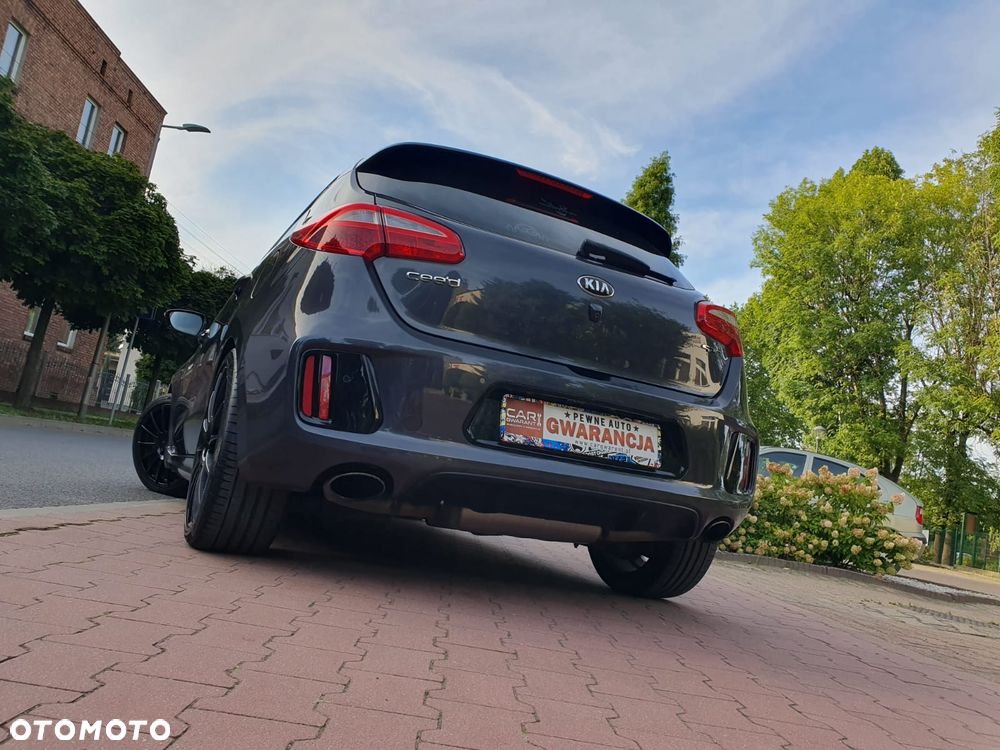 Kia Ceed 1.6 T-GDI GT XL - 15