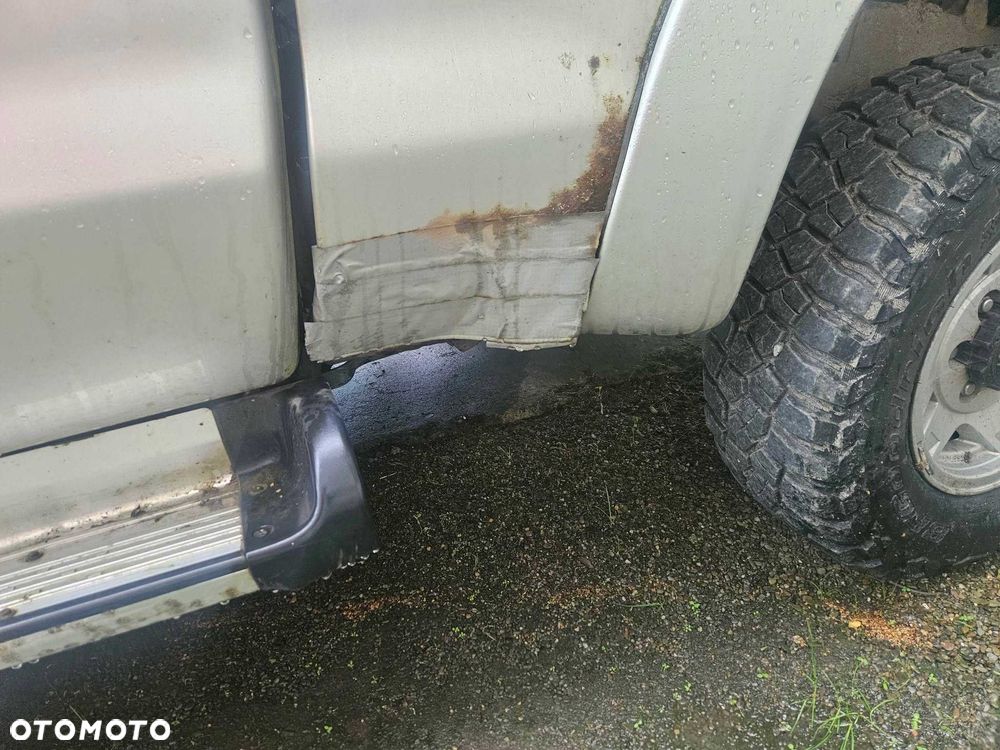 Toyota Hilux - 6