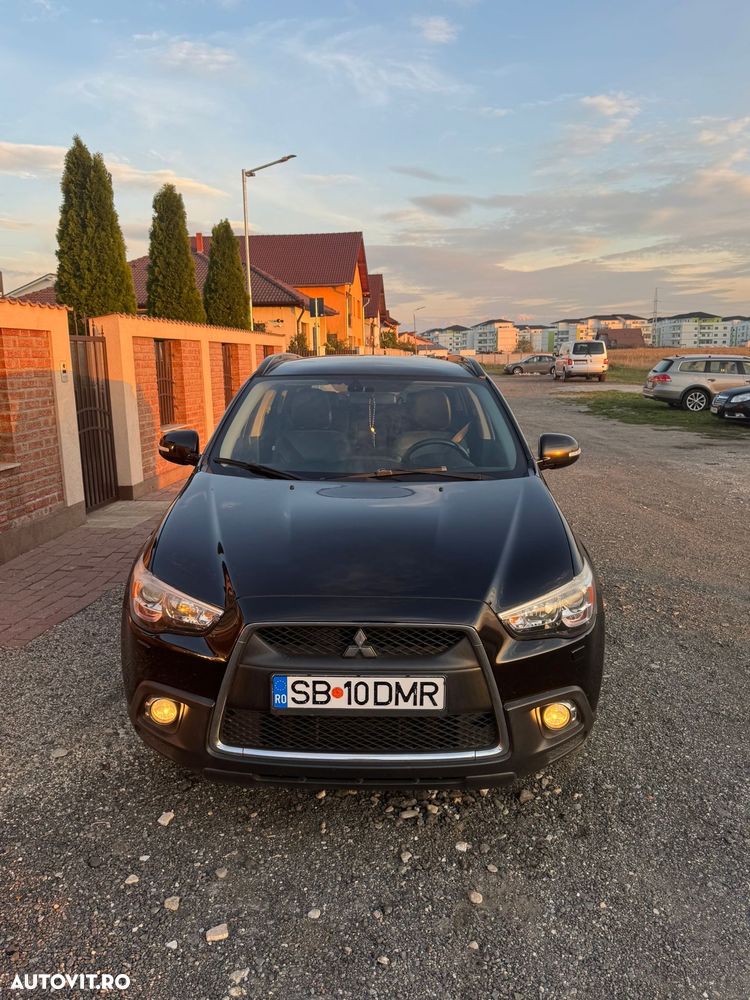 Mitsubishi ASX - 4