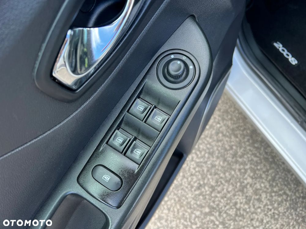 Renault Captur ENERGY TCe 120 LIMITED - 23