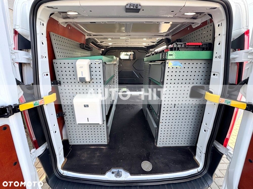Ford Transit - 18