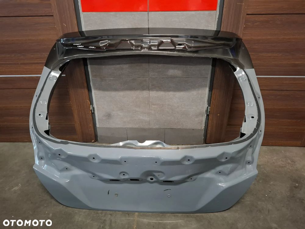 Klapa bagażnika Nissan Leaf 2019 rok - 1