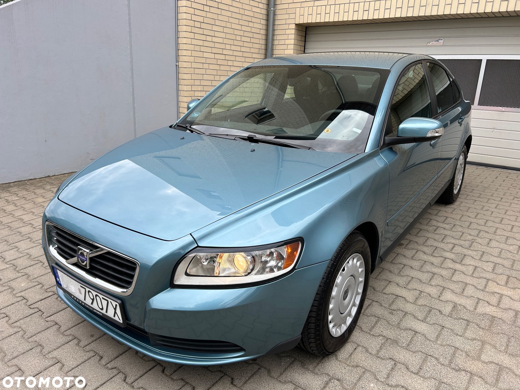 Volvo S40 - 1