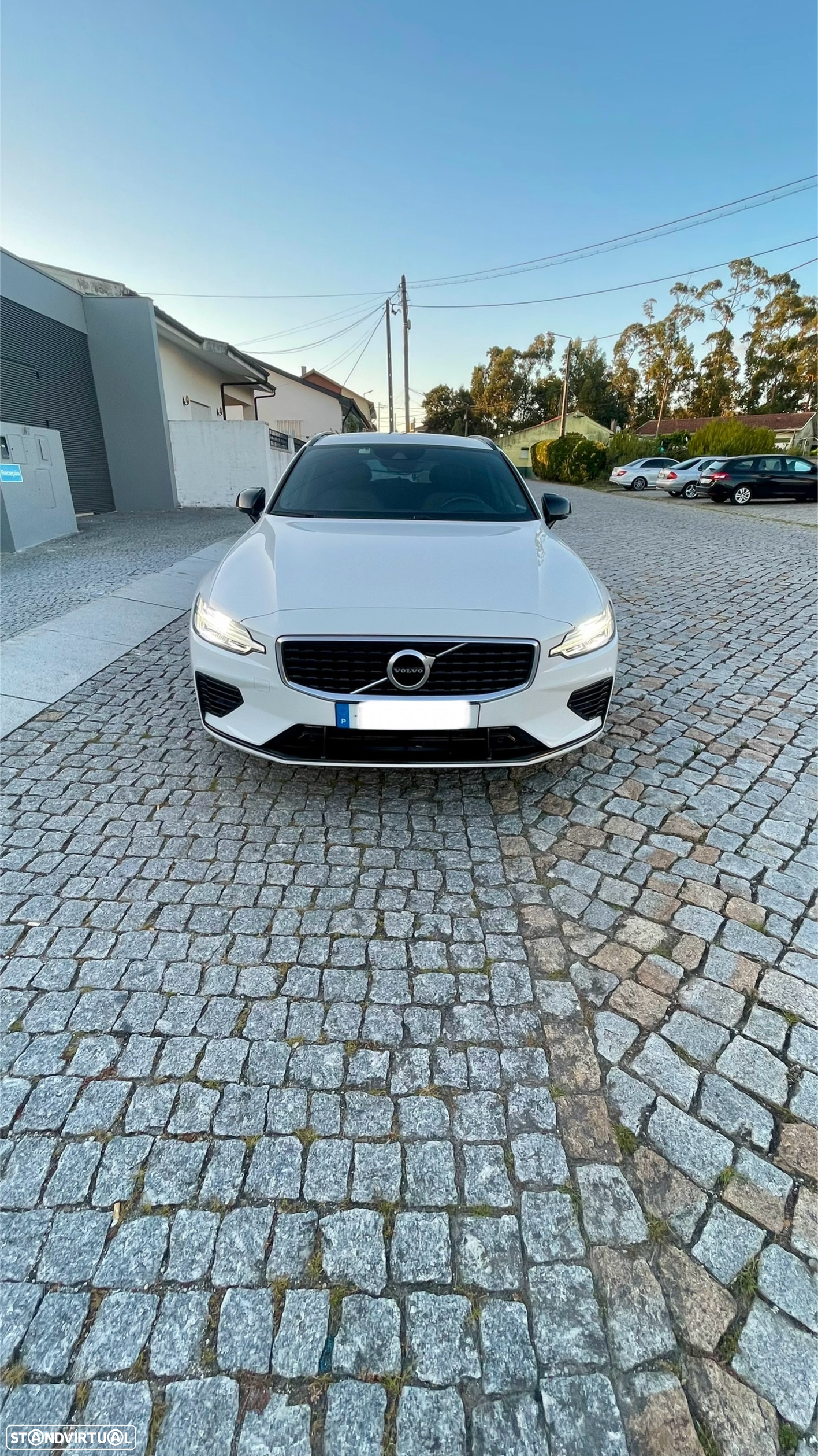 Volvo V60 2.0 T6 AWD TE R-Design - 6