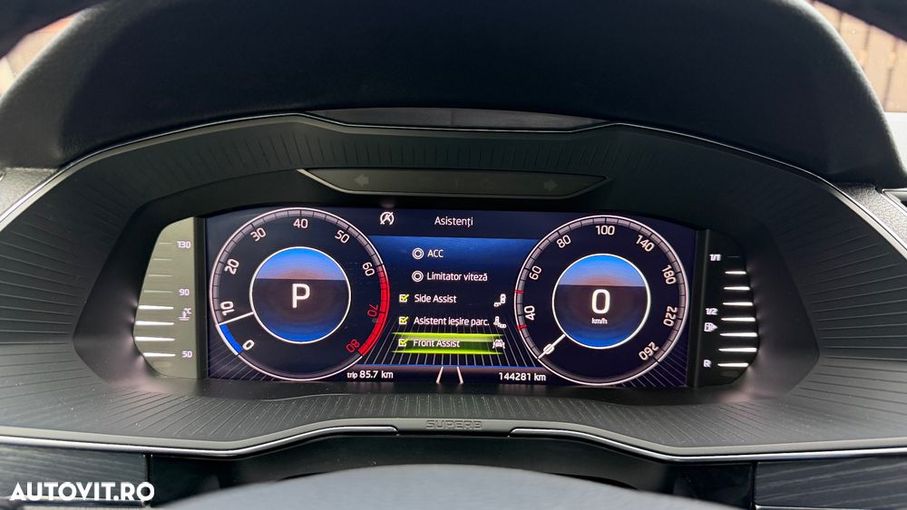 Skoda Superb 1.5 TSI ACT DSG Style - 9