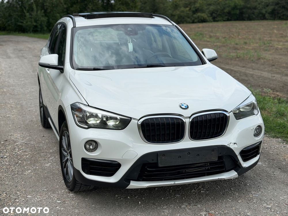 BMW X1 sDrive18d Sport Line - 33