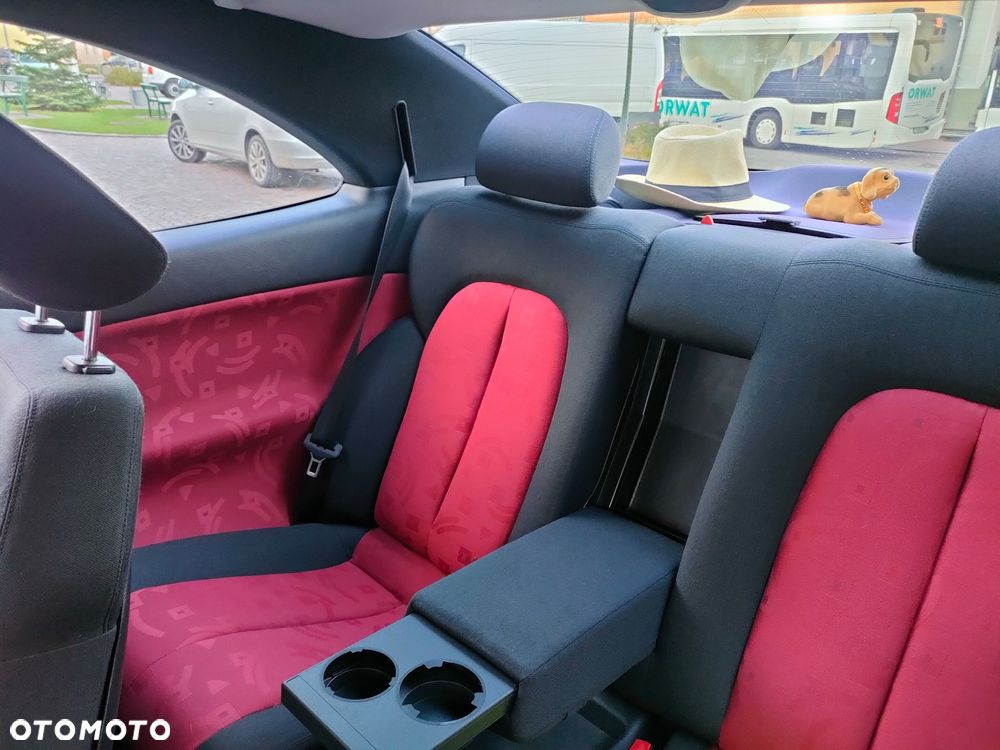 Mercedes-Benz CLK - 7