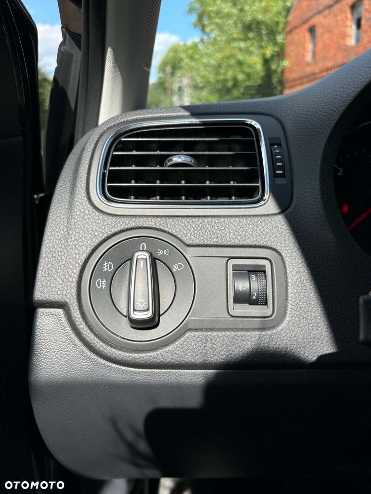 Volkswagen Polo 1.4 TDI BMT Comfortline - 13