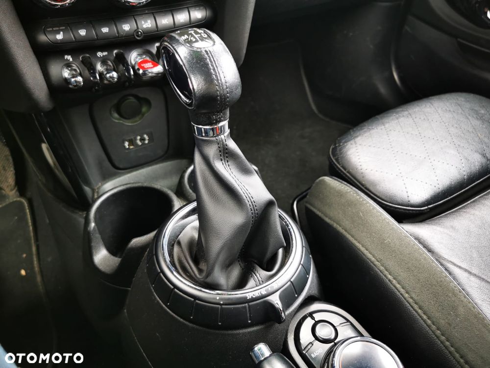 MINI Cooper Standard - 27