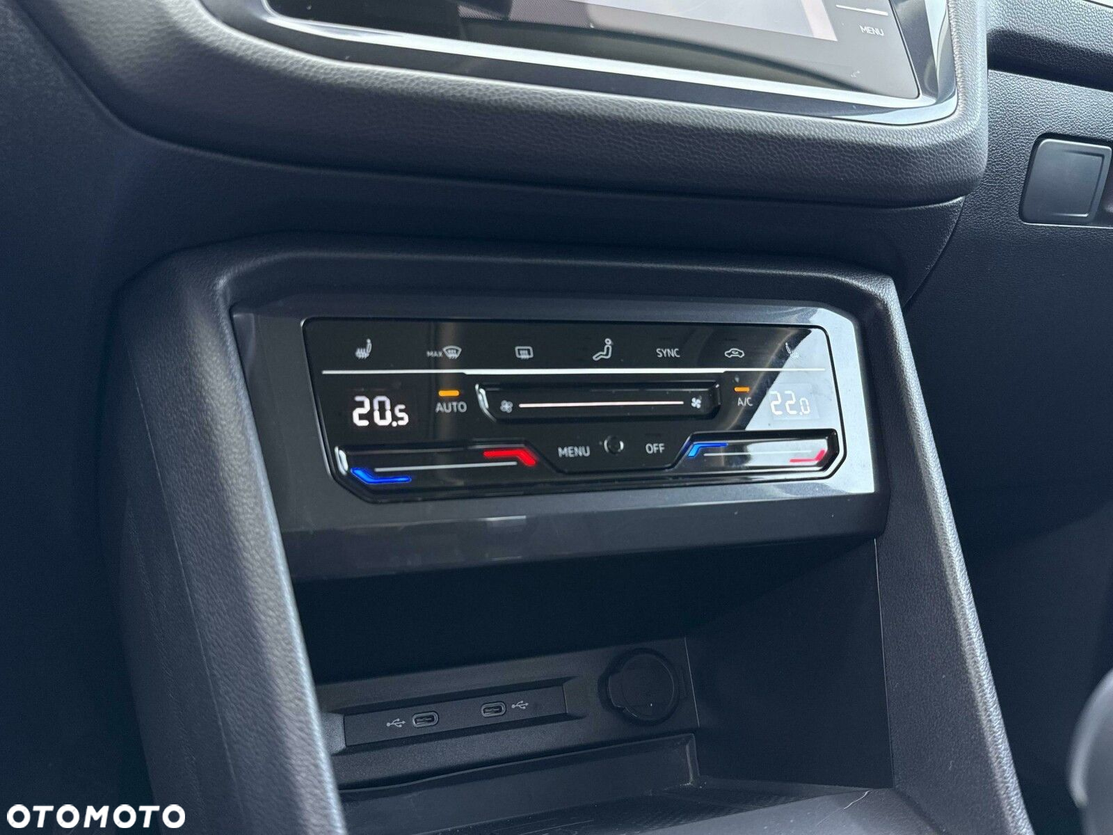 Volkswagen Tiguan - 18