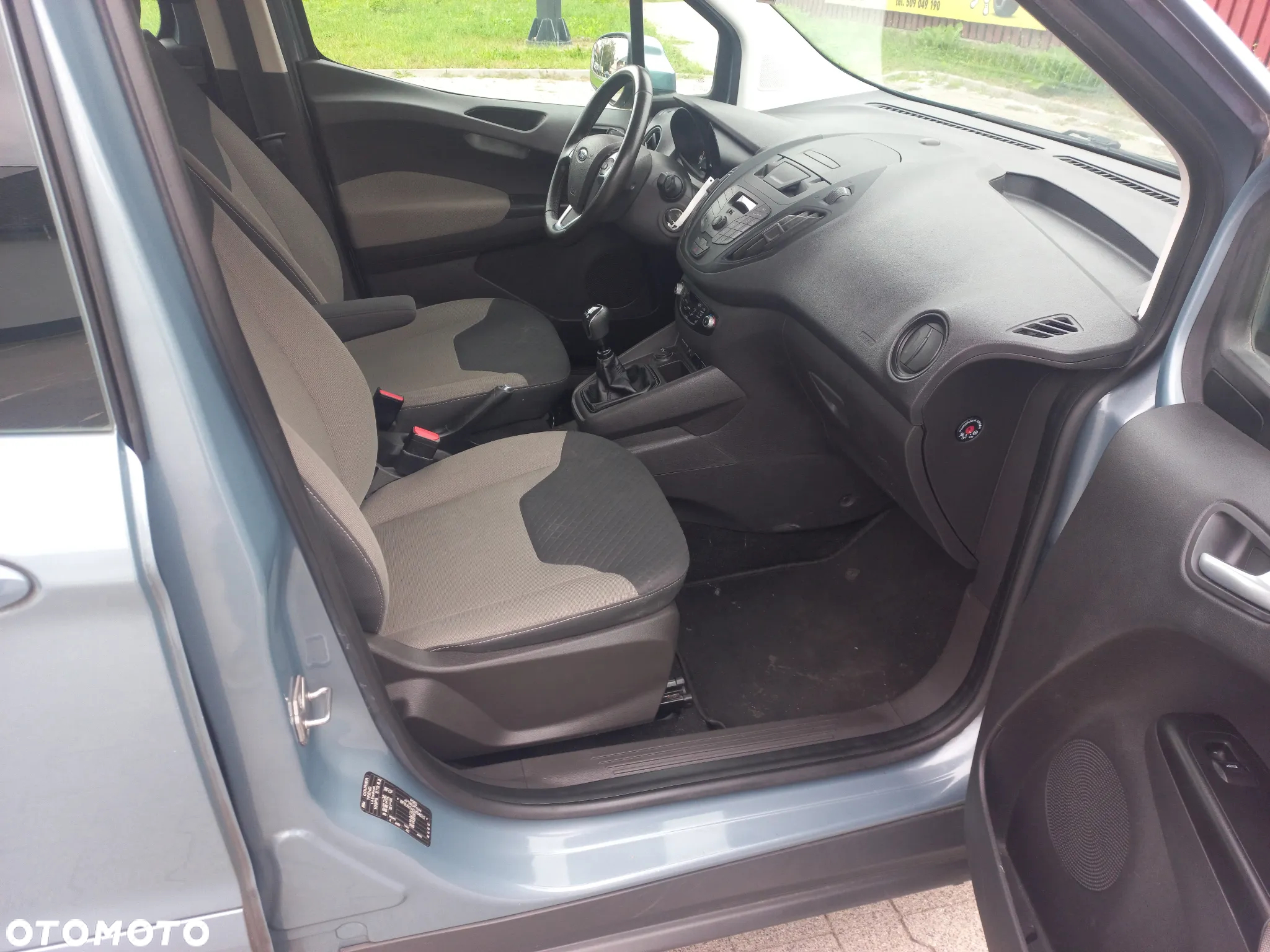 Ford Tourneo Courier 1.0 EcoBoost Trend - 8