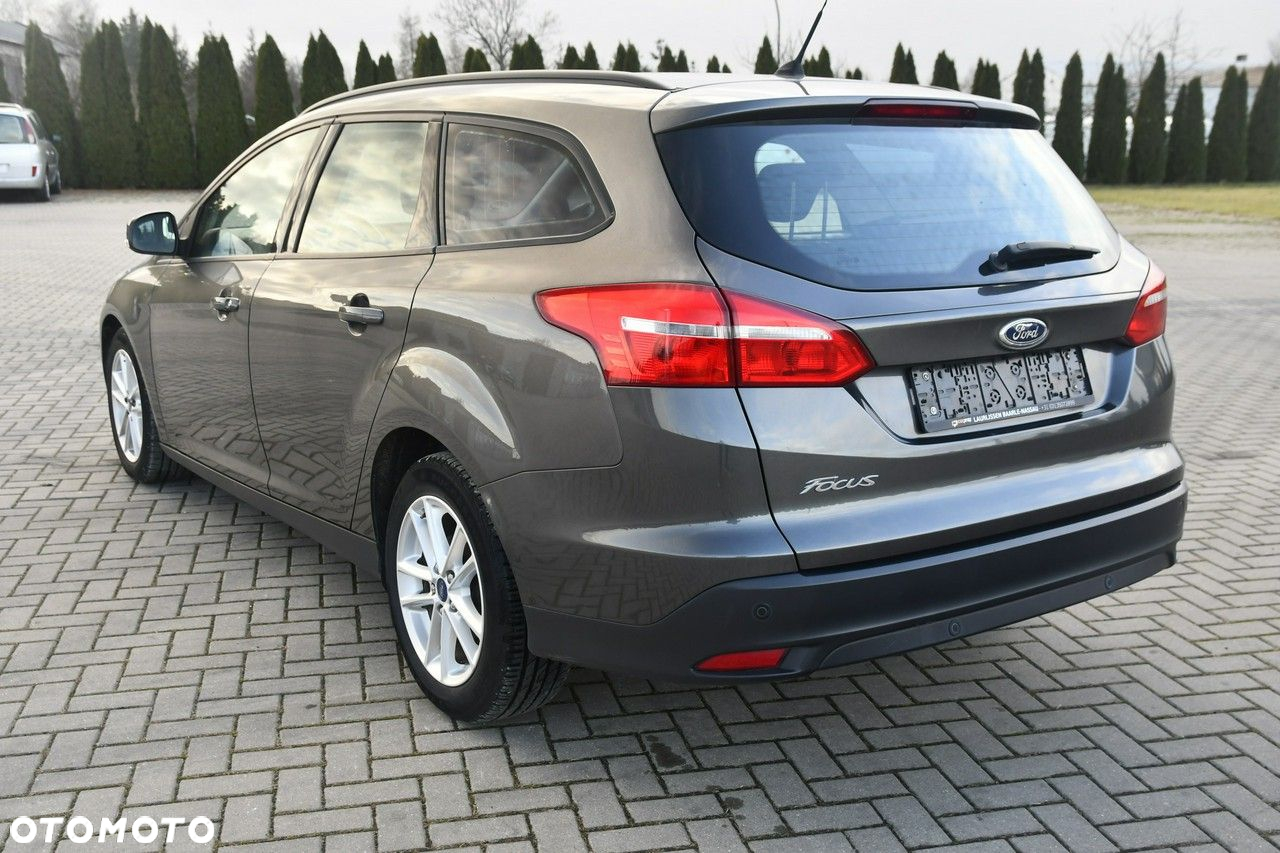 Ford Focus - 13