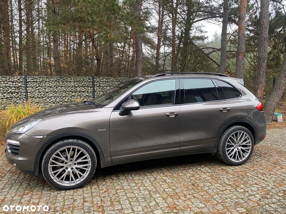 Porsche Cayenne - 2