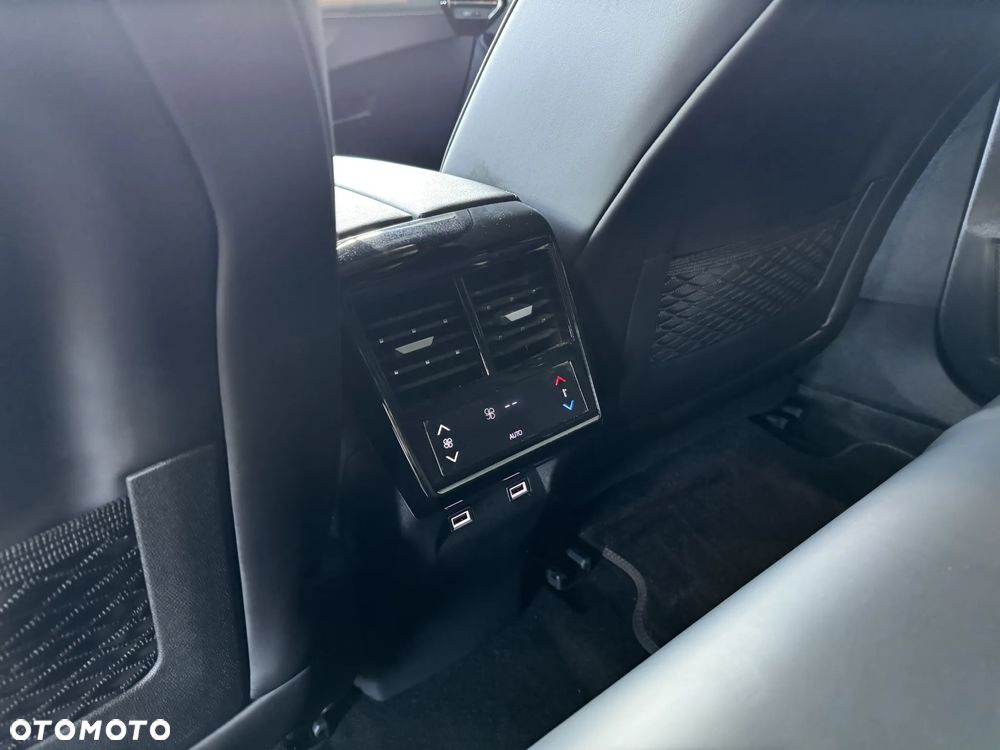 DS Automobiles DS 7 Crossback ver-1-6-e--tense-4x4-etoile - 30